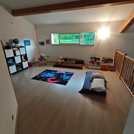 Des Chenes Villa *